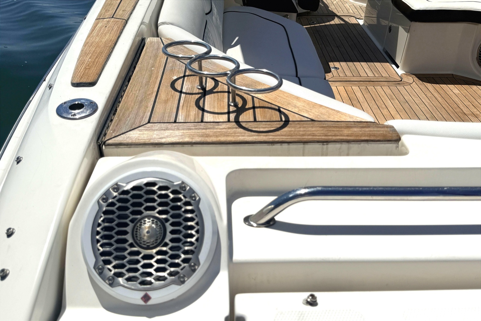 2016 Sea Ray SLX 350
