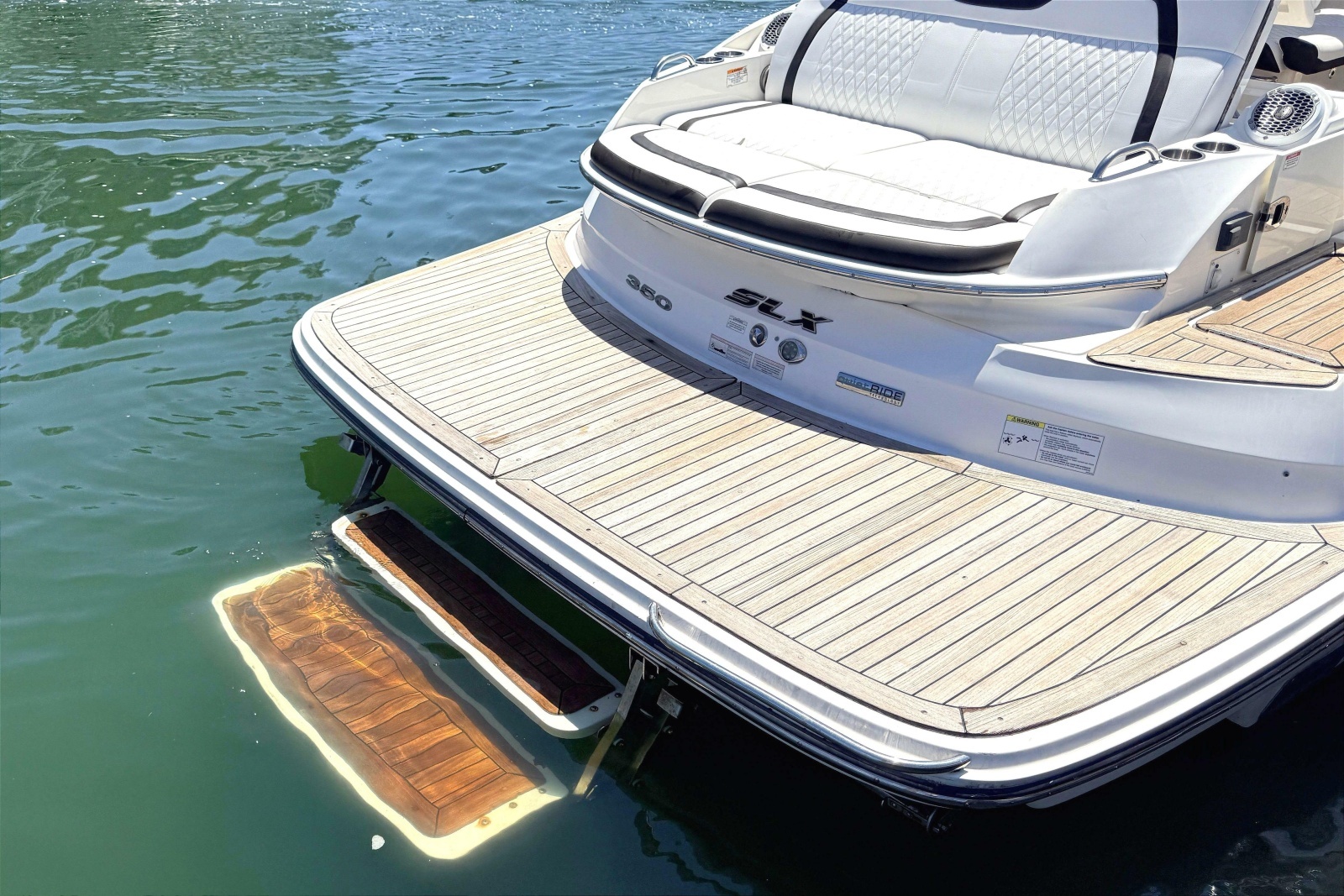 2016 Sea Ray SLX 350