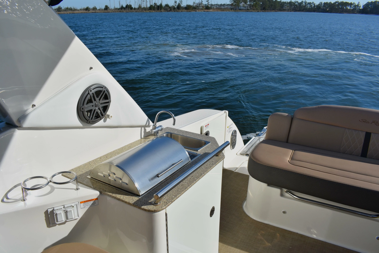 2016 Sea Ray Sundancer 310