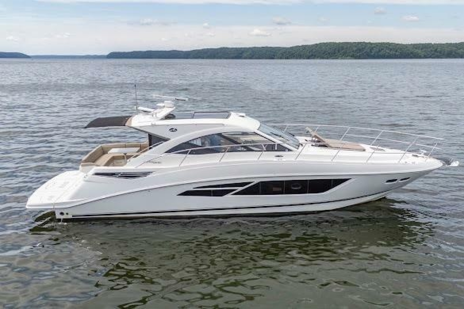 2016 Sea Ray Sundancer 510
