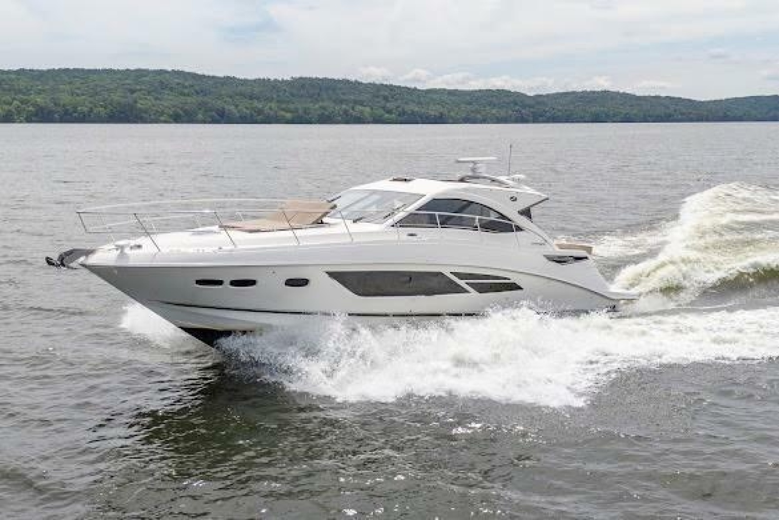 2016 Sea Ray Sundancer 510