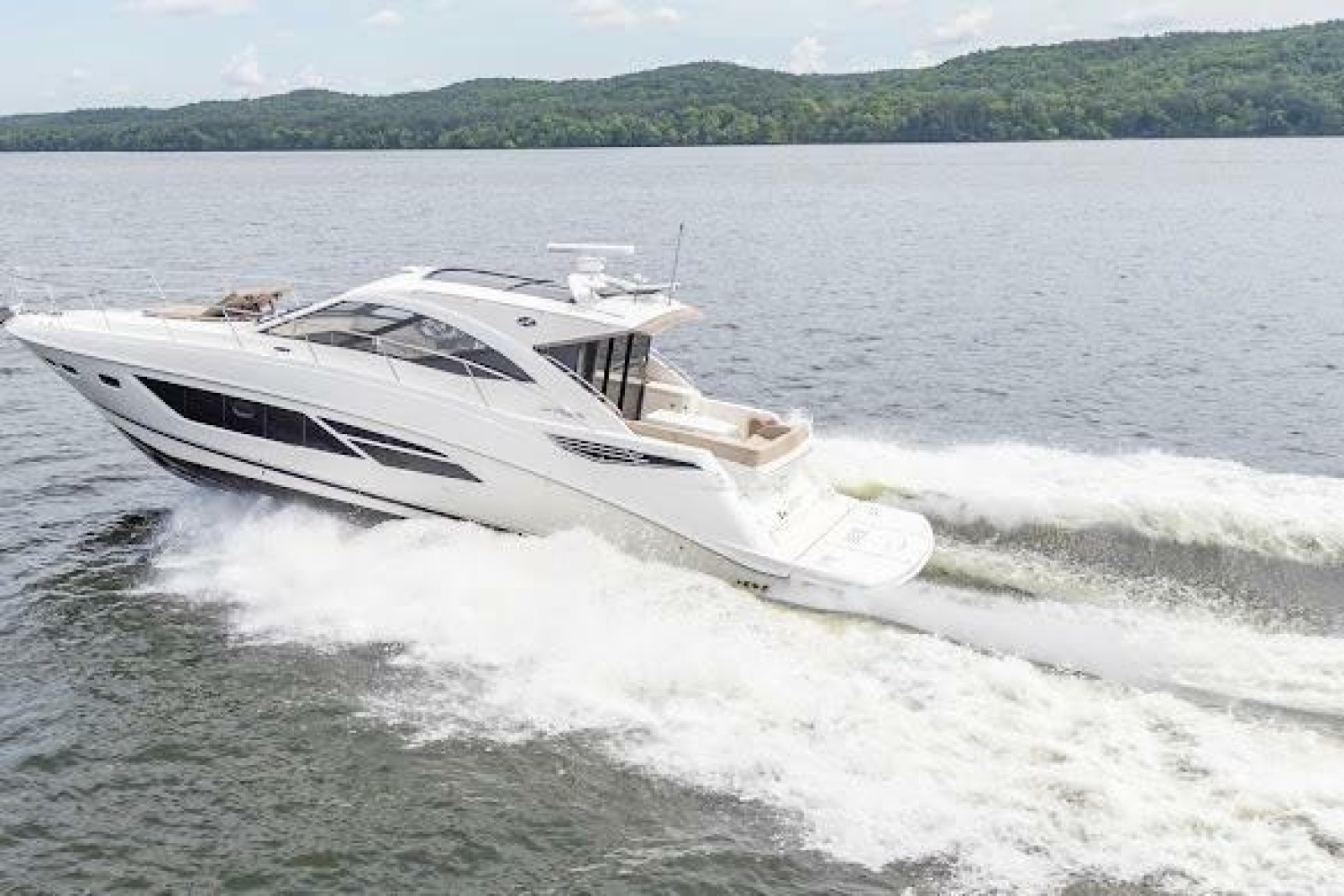 2016 Sea Ray Sundancer 510