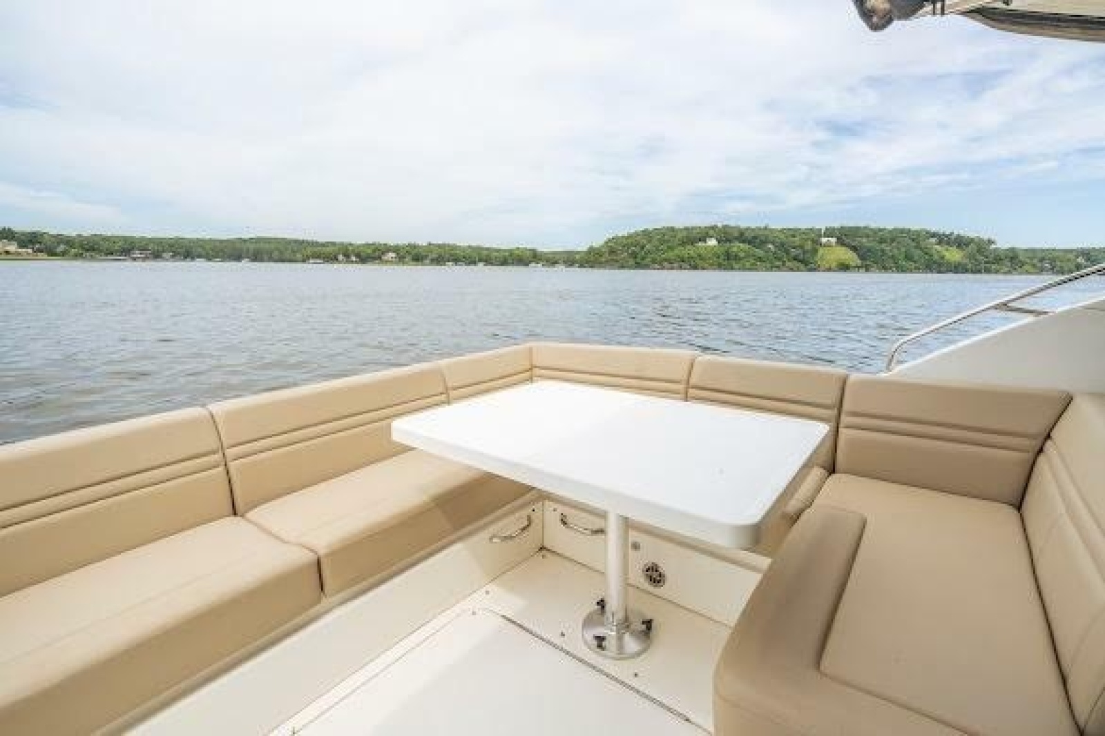 2016 Sea Ray Sundancer 510