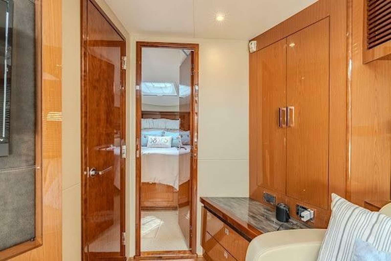2016 Sea Ray Sundancer 510