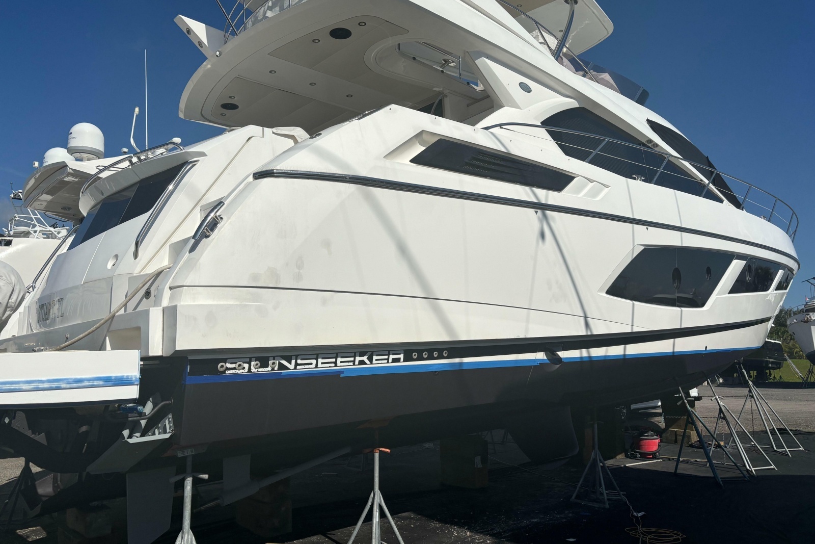 2016 Sunseeker Manhattan 65