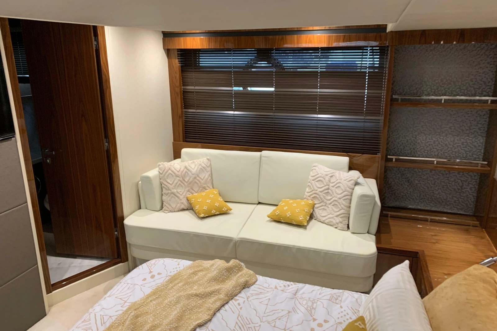 2016 Sunseeker Manhattan 65