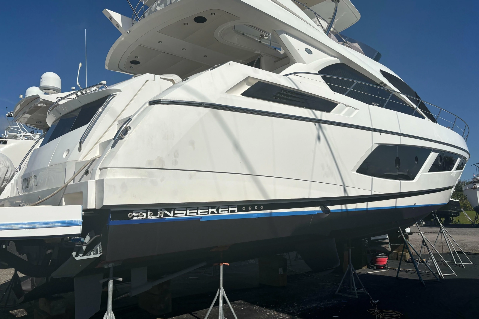 2016 Sunseeker Manhattan 65