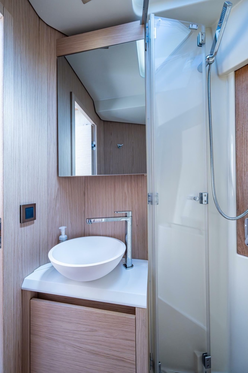 2015 Beneteau Monte Carlo 4