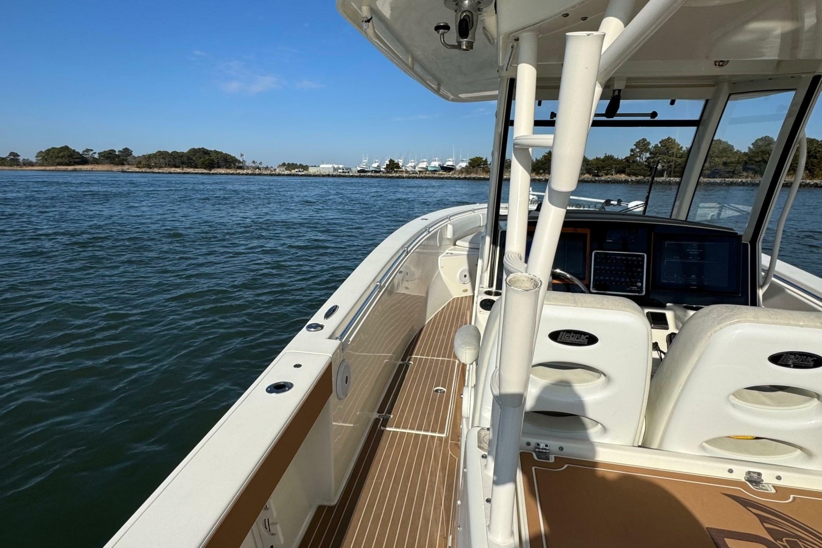 2015 Cobia 344 Center Console