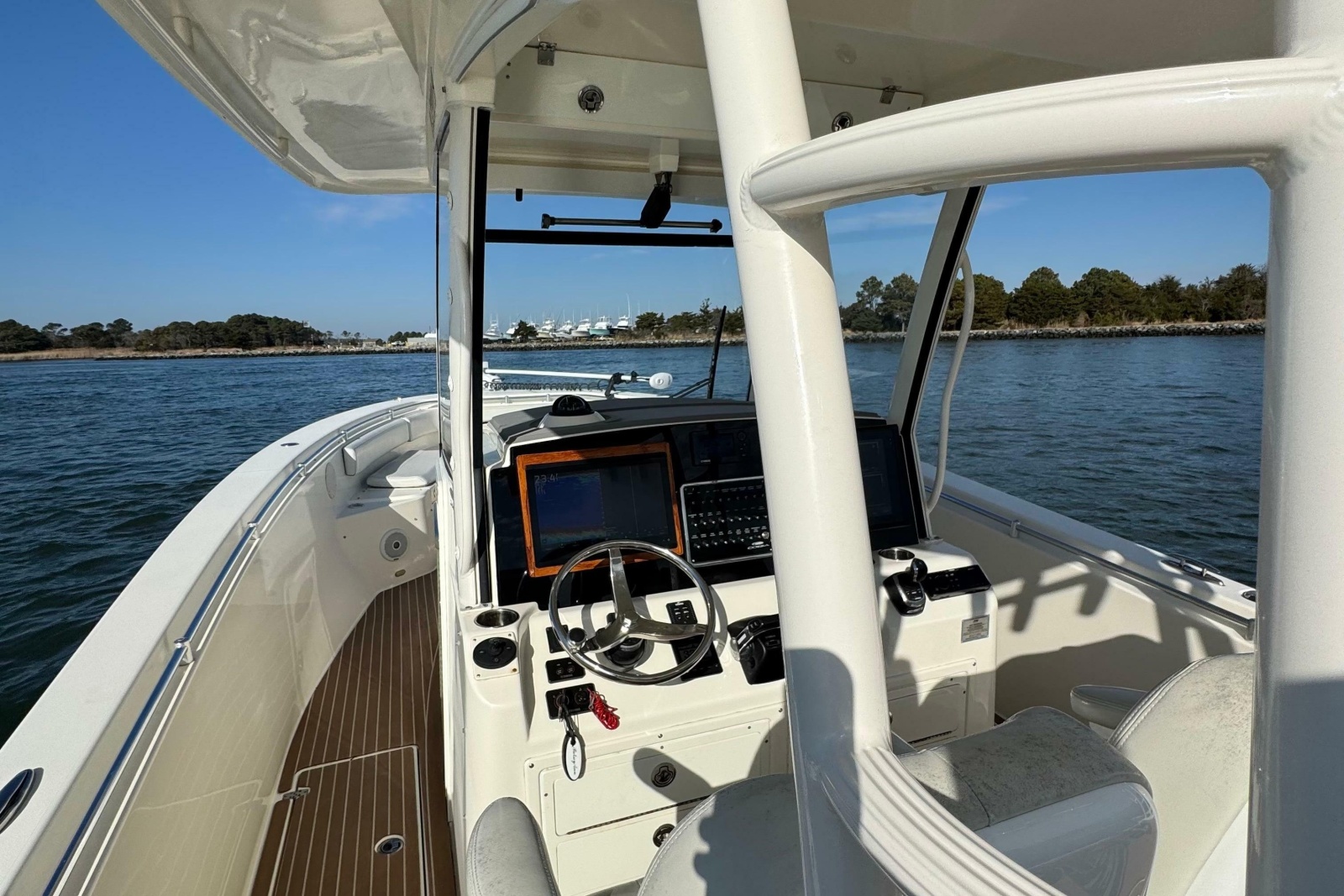 2015 Cobia 344 Center Console