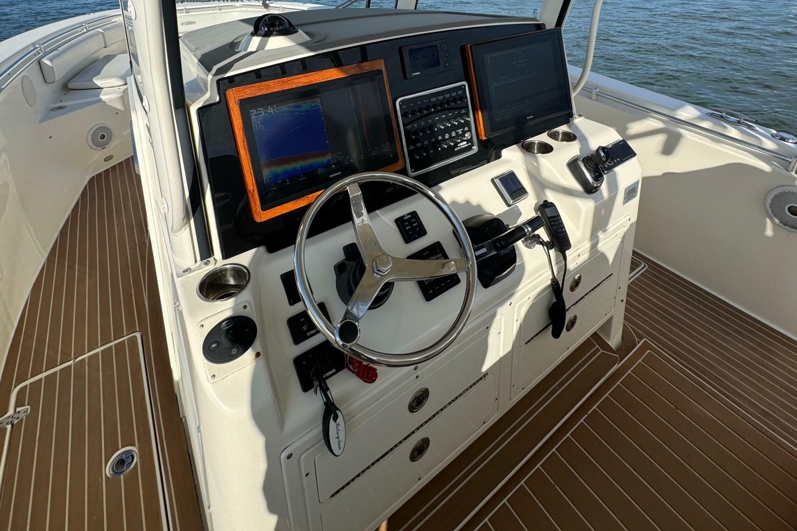 2015 Cobia 344 Center Console