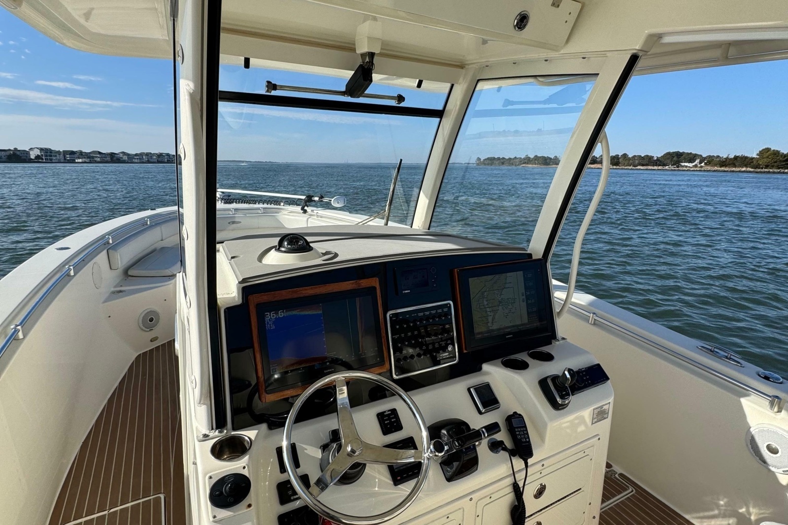 2015 Cobia 344 Center Console