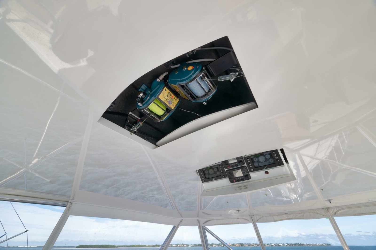 2015 Hatteras GT70