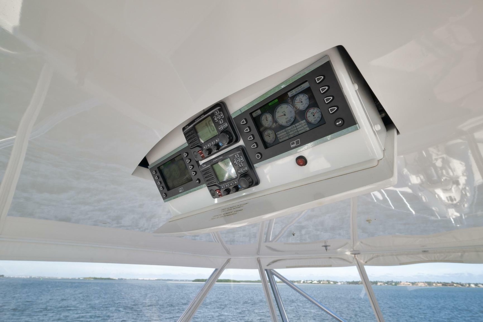 2015 Hatteras GT70