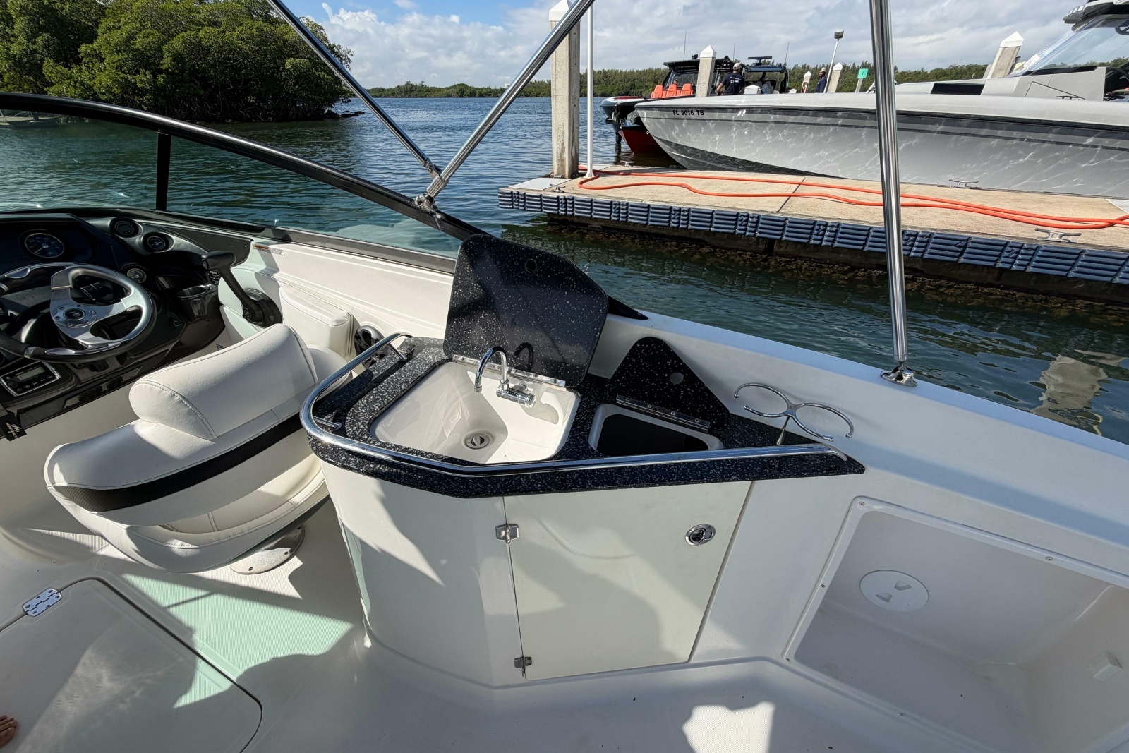 2015 Monterey 264FS
