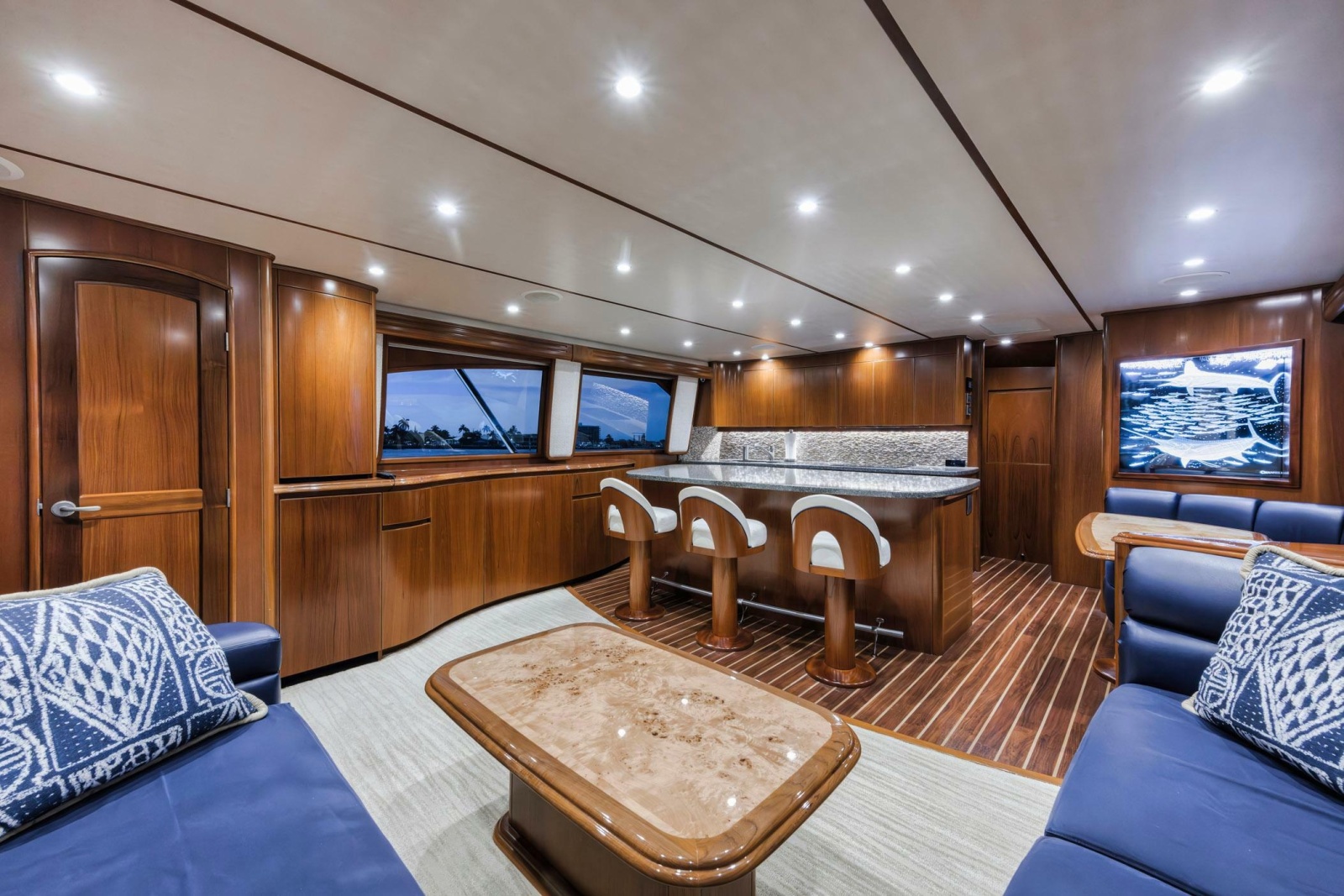 2015 Viking 70 Convertible