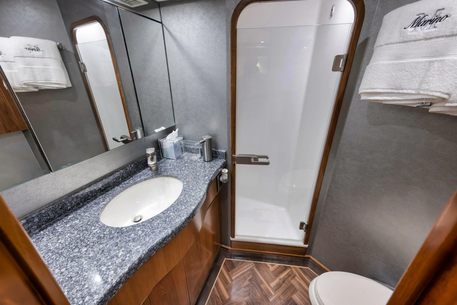 2015 Viking 70 Convertible
