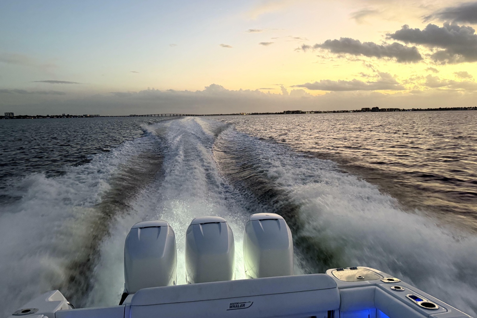 2014 Boston Whaler 350 Outrage
