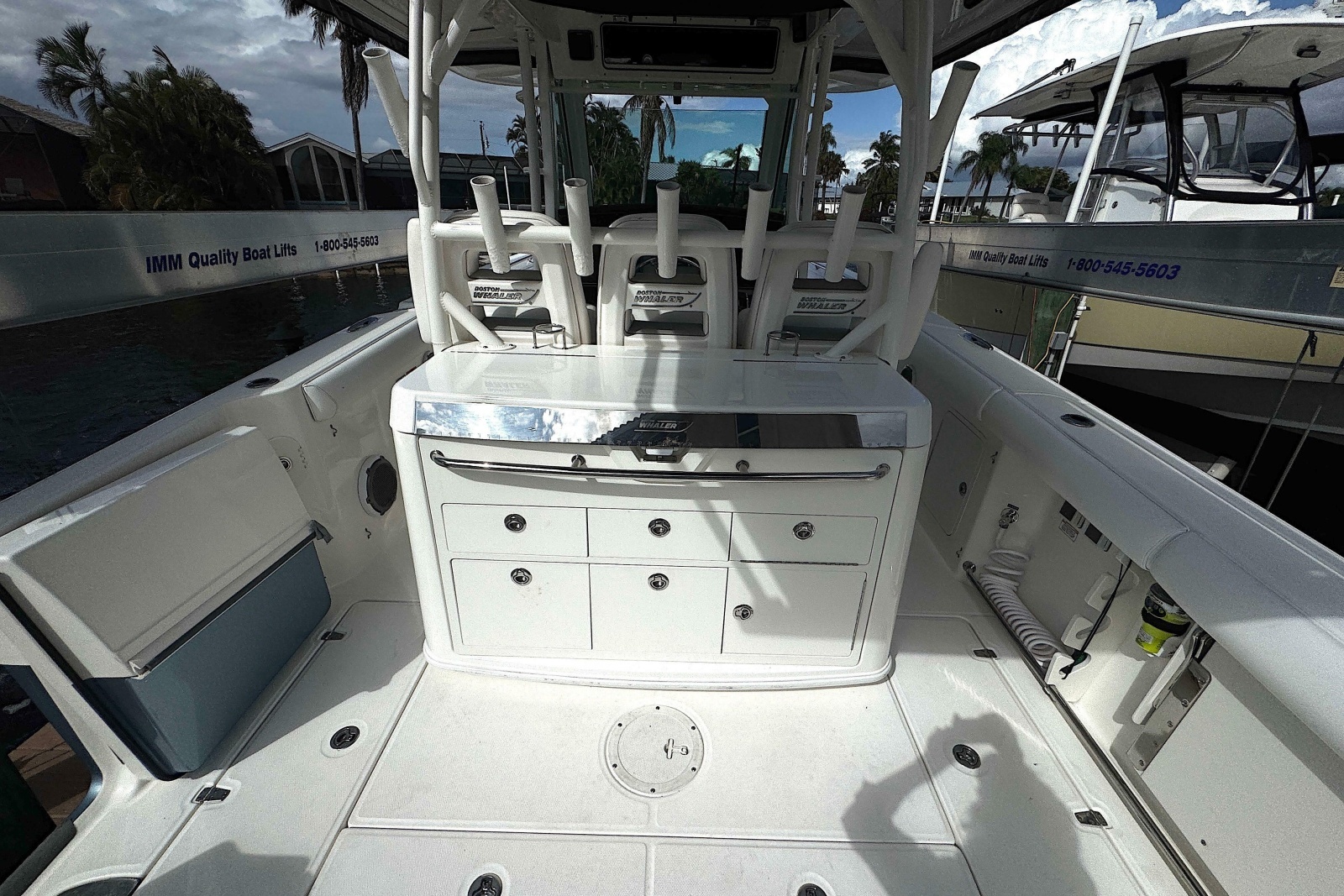 2014 Boston Whaler 350 Outrage
