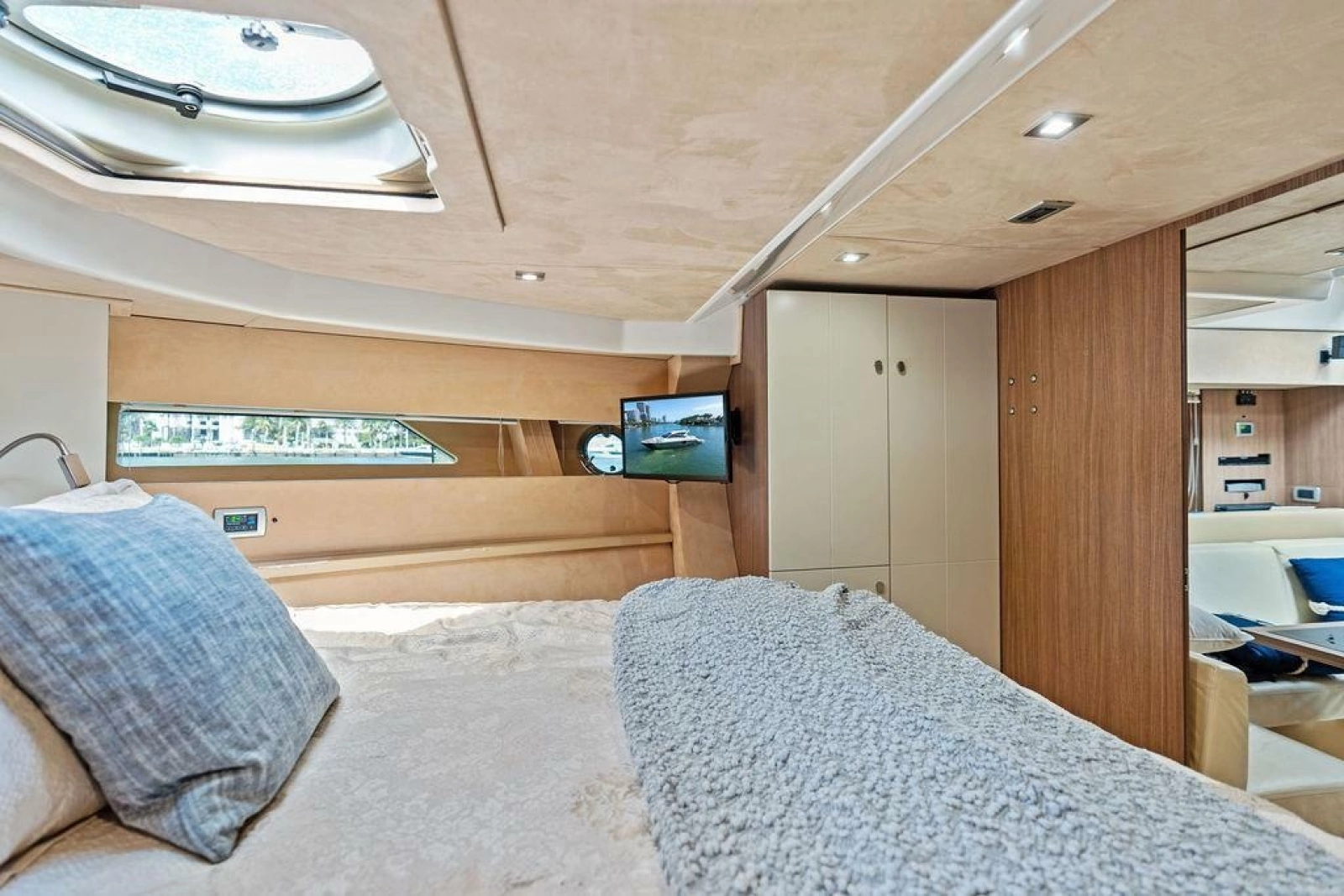 2014 Cranchi 56 HT
