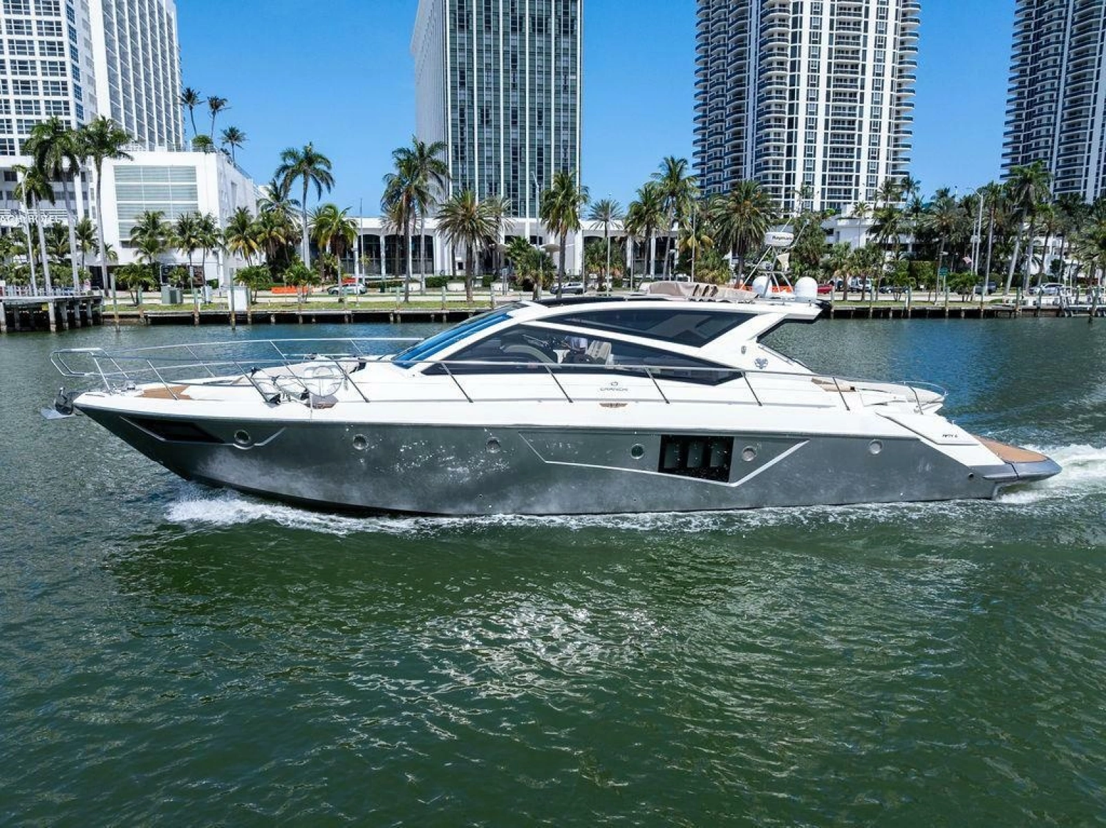 2014 Cranchi 56 HT