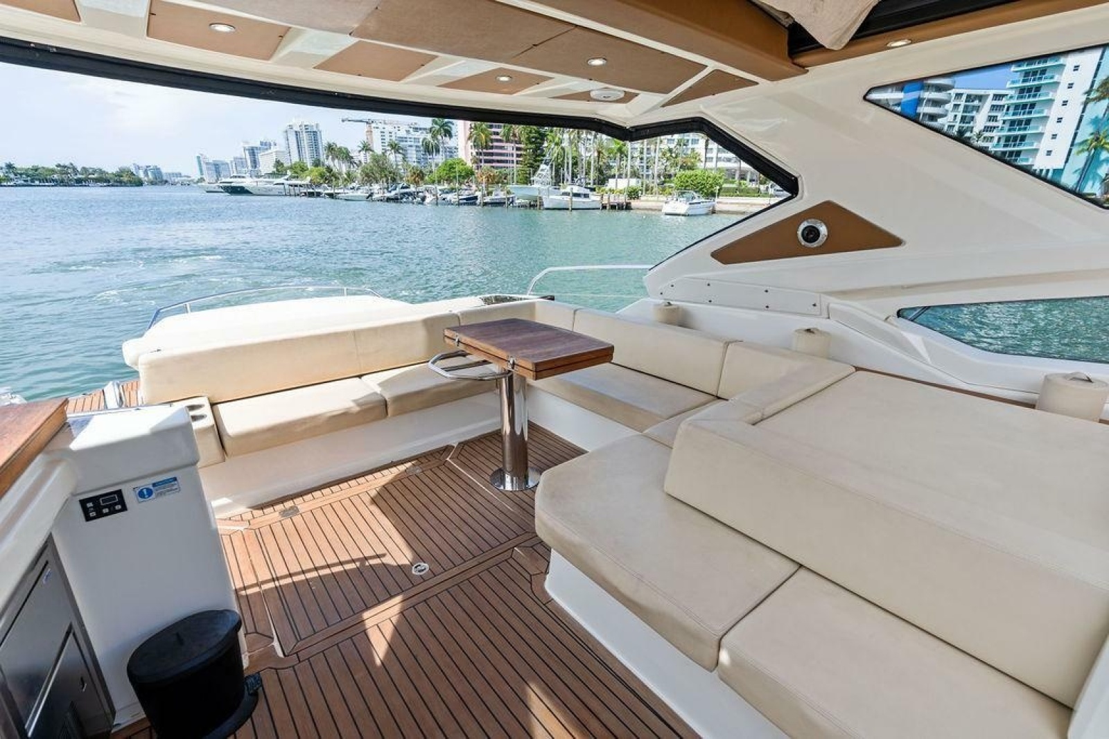 2014 Cranchi 56 HT
