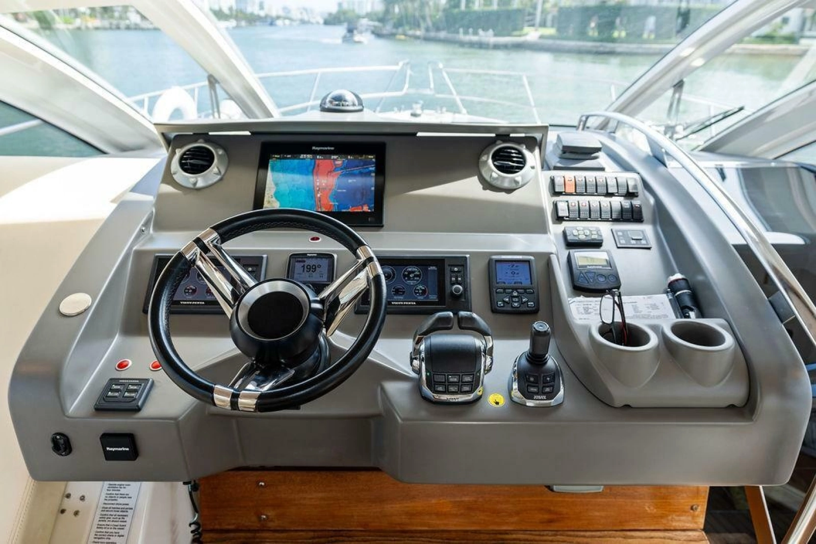 2014 Cranchi 56 HT