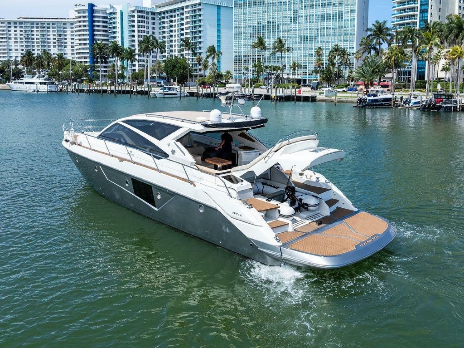 2014 Cranchi 56 HT