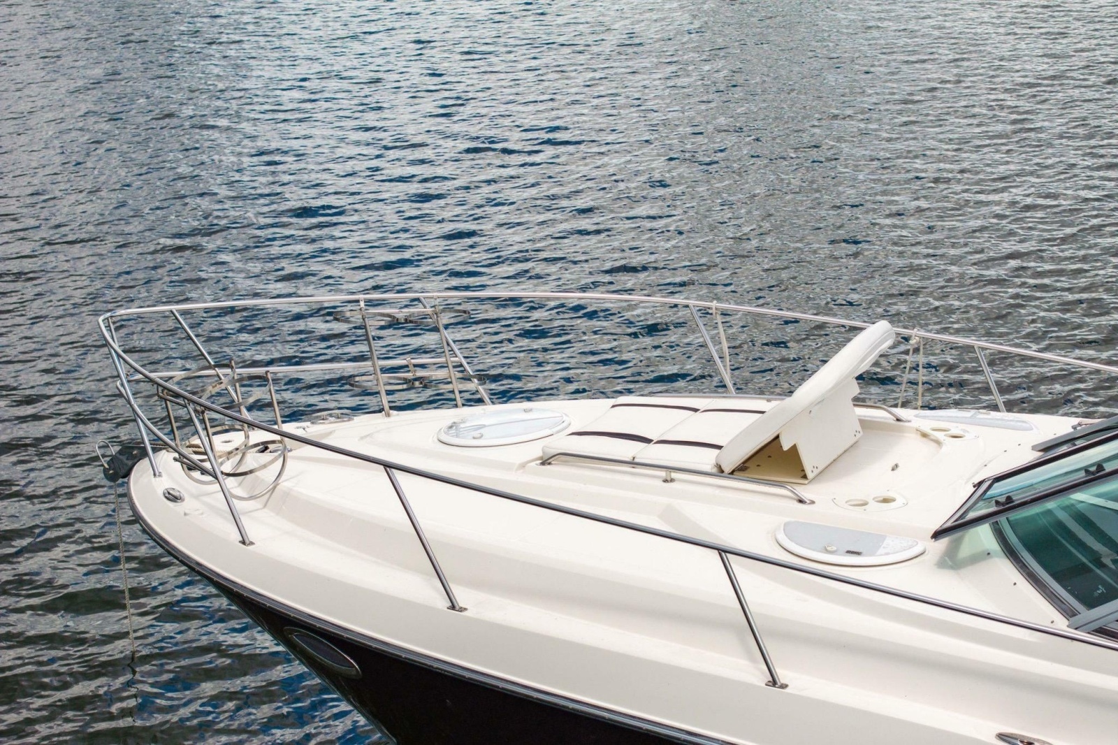 2014 Monterey 320 Sport Yacht