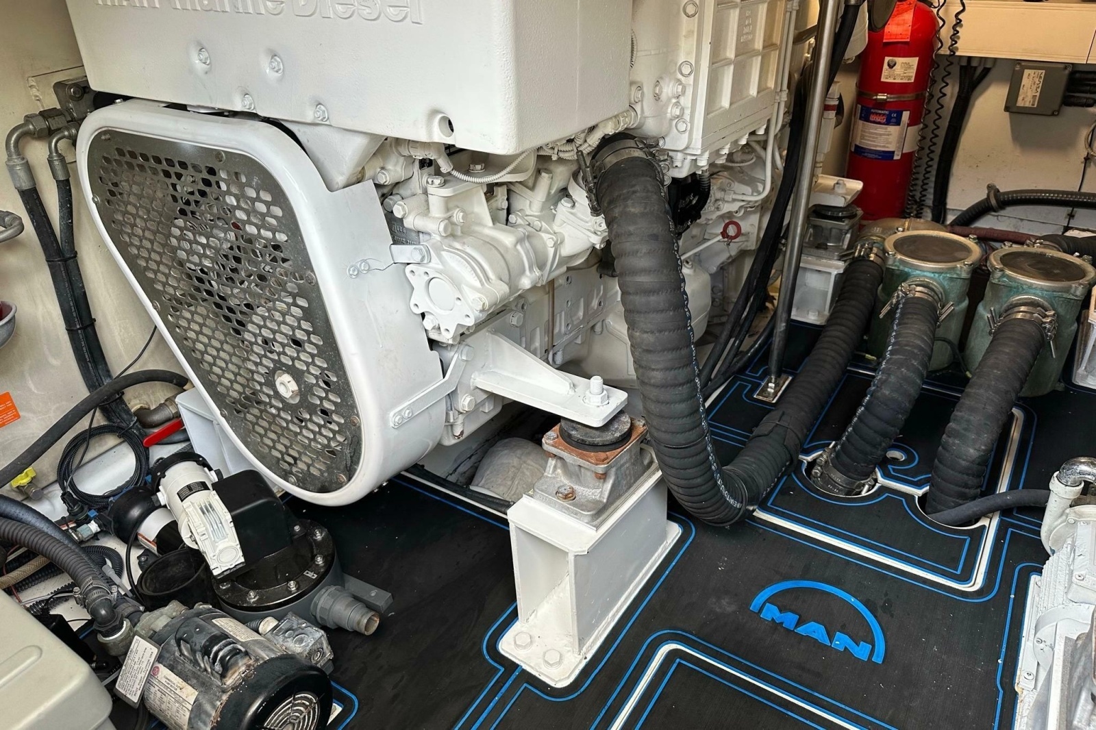 2013 Azimut Fly 53
