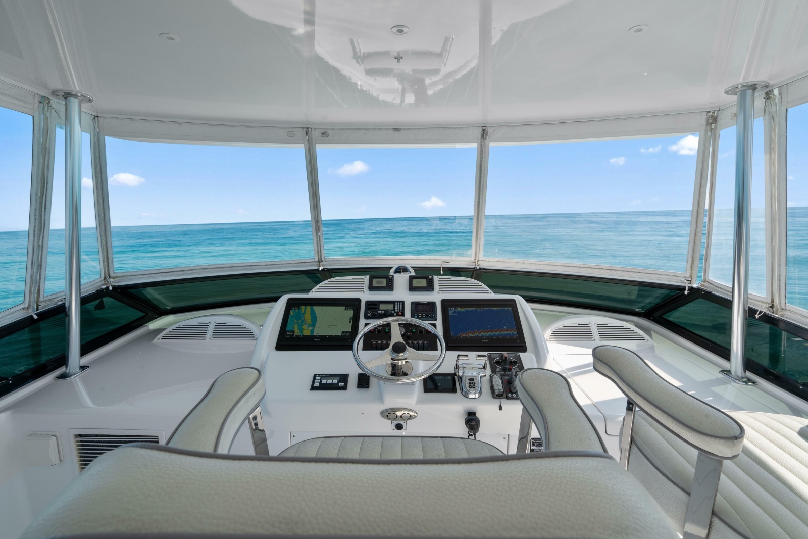2013 Hatteras 60 Motor Yacht