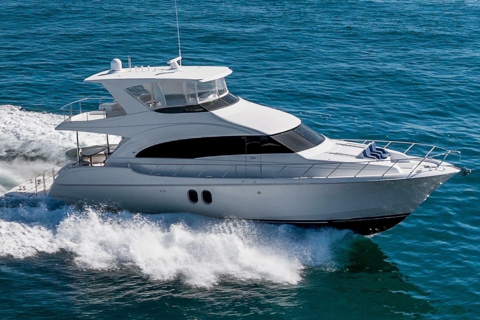 2013 Hatteras 60 Motor Yacht