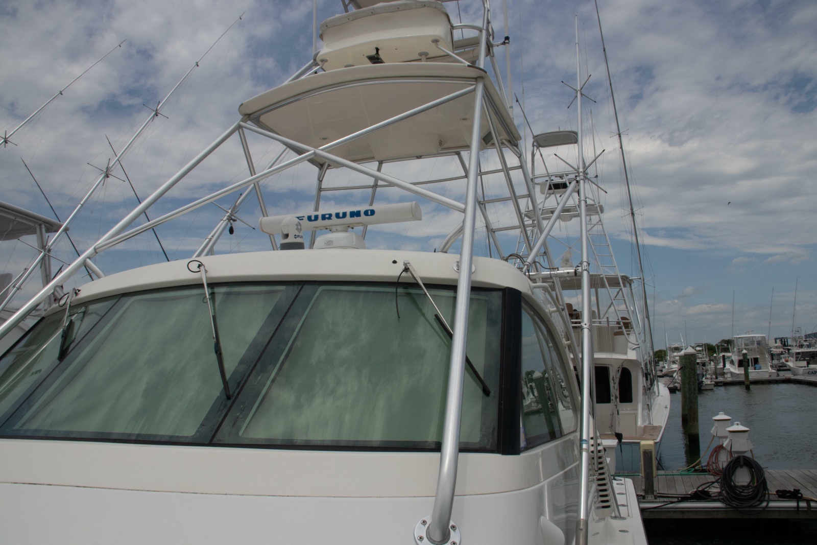 2013 Henriques 42 Express Hardtop