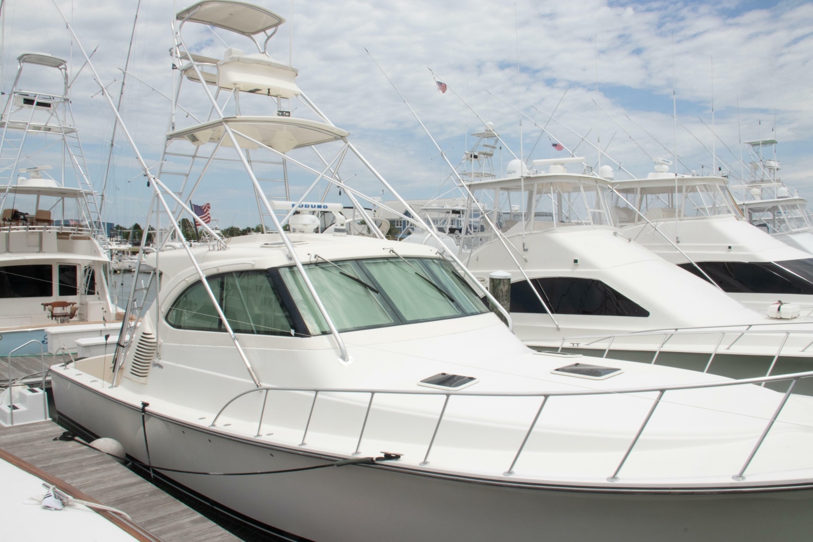2013 Henriques 42 Express Hardtop
