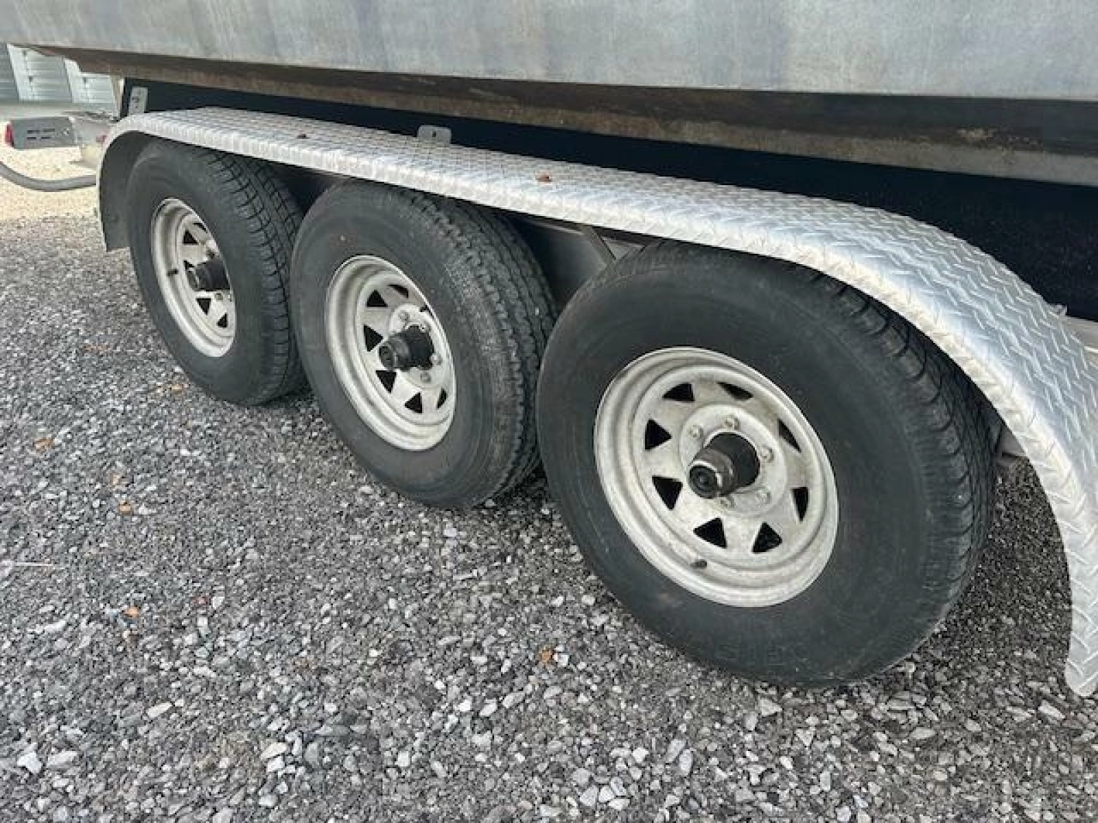 2013 Rinker 290 Express Cruiser