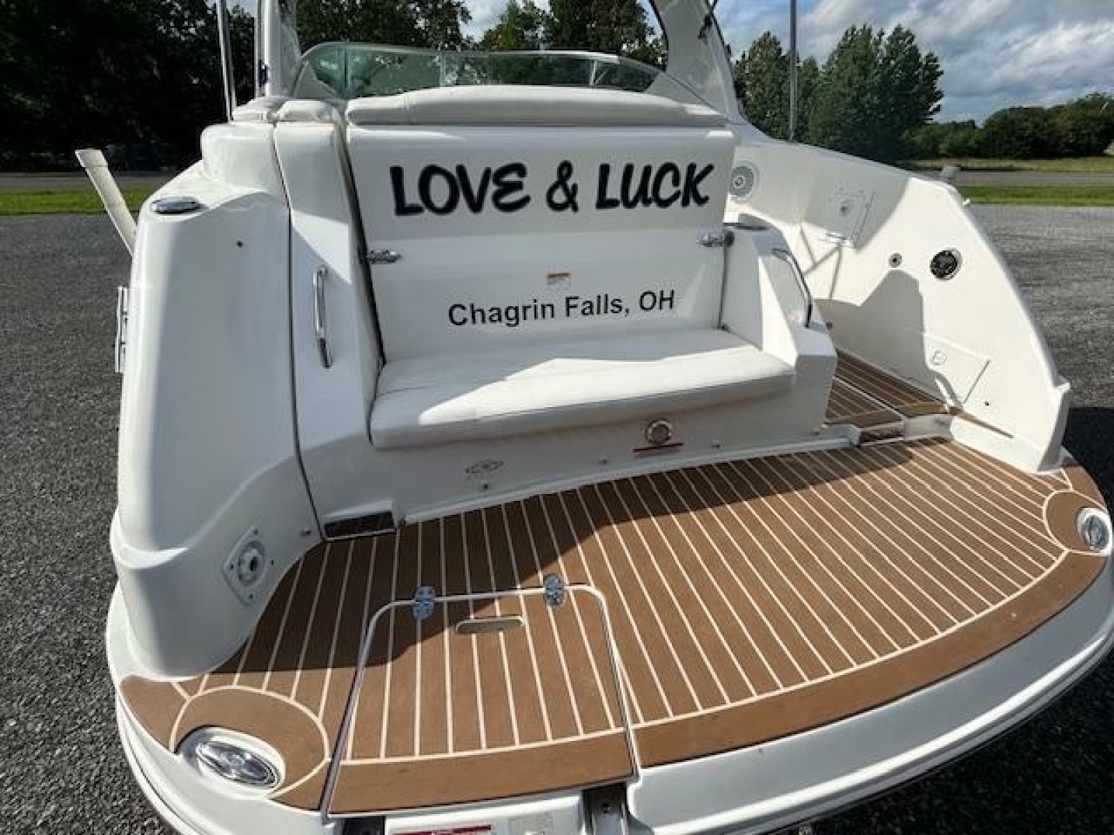 2013 Rinker 290 Express Cruiser