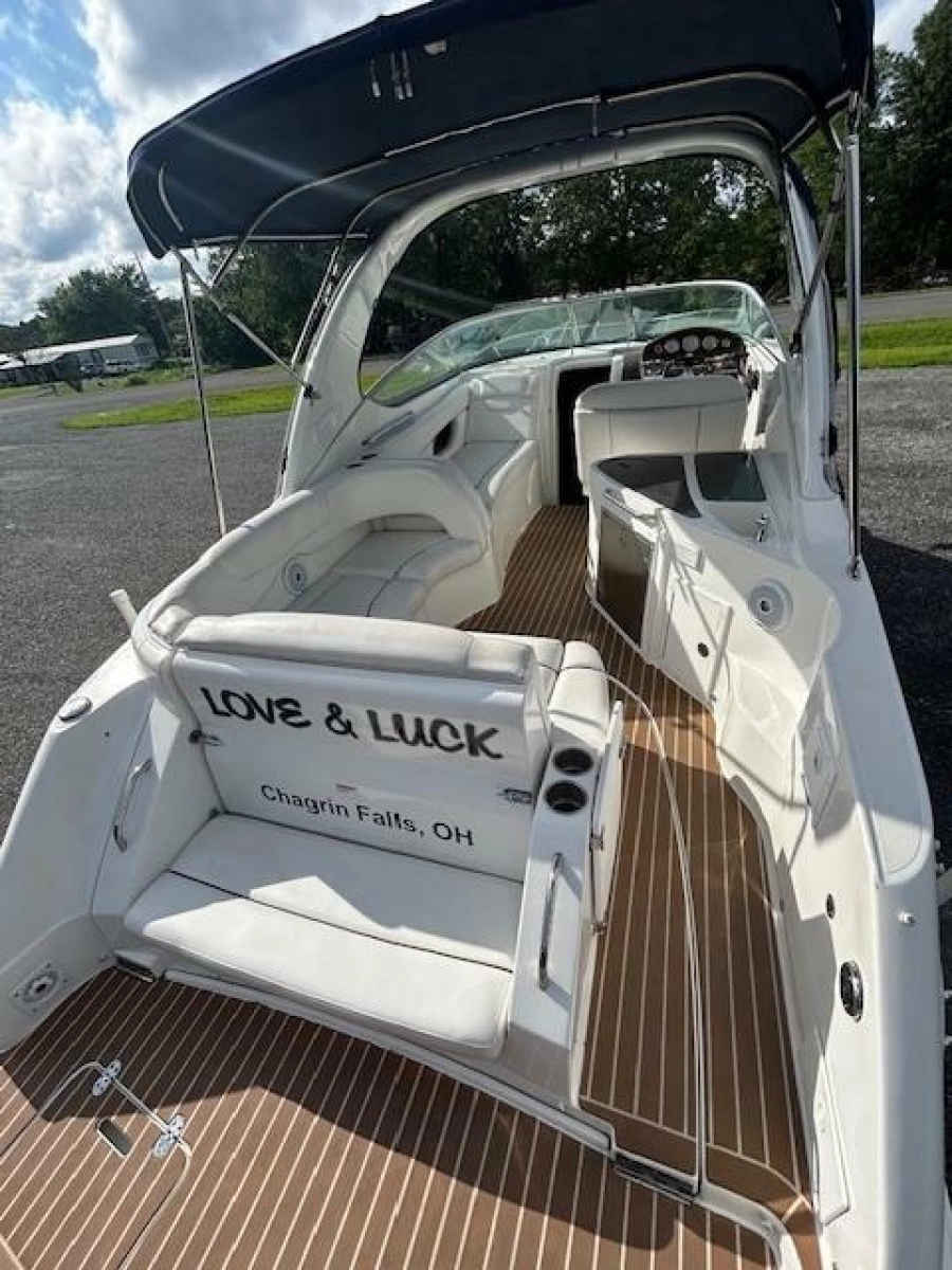 2013 Rinker 290 Express Cruiser