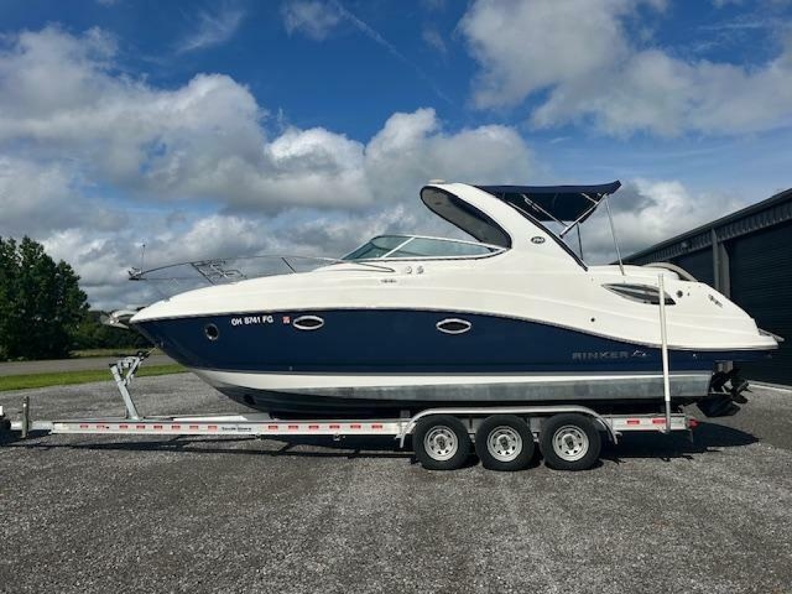 2013 Rinker 290 Express Cruiser