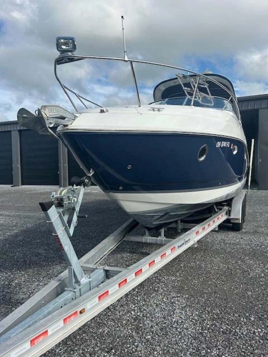 2013 Rinker 290 Express Cruiser