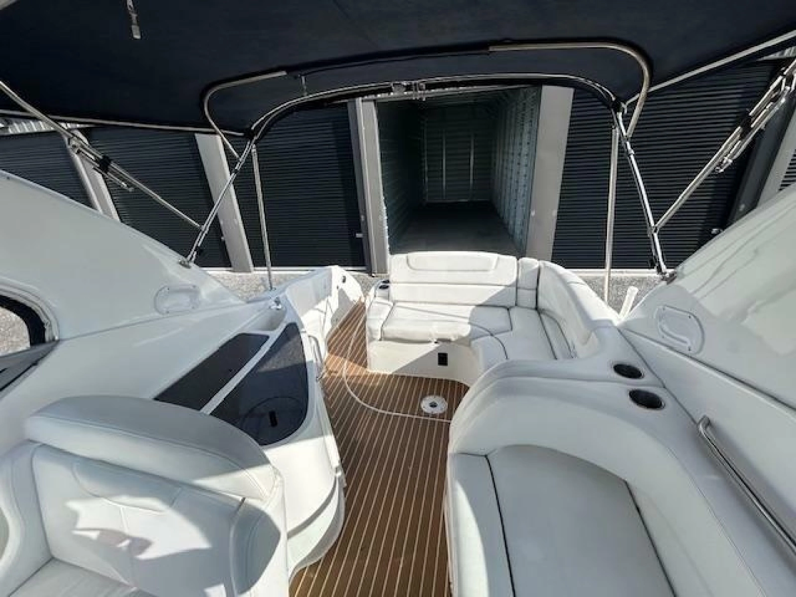 2013 Rinker 290 Express Cruiser