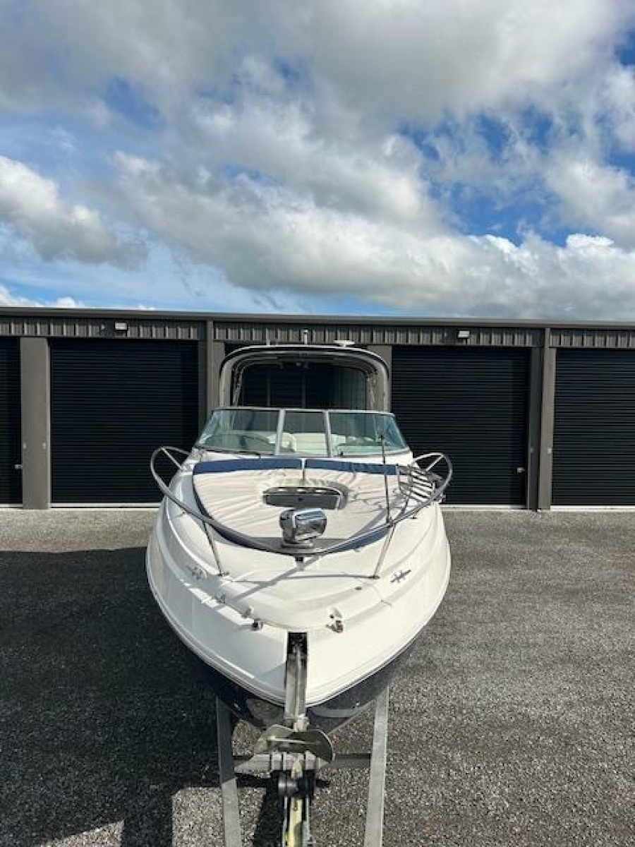 2013 Rinker 290 Express Cruiser