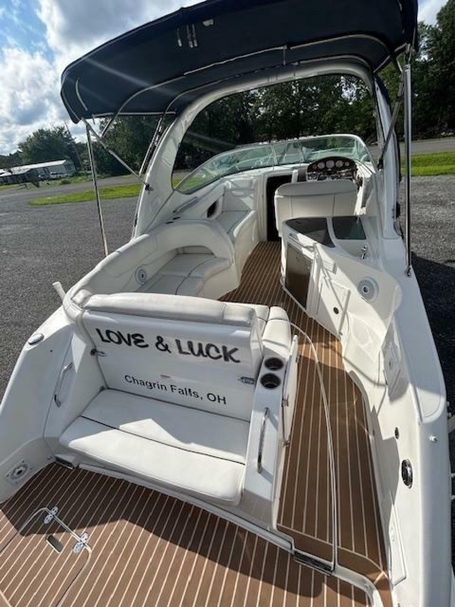 2013 Rinker 290 Express Cruiser