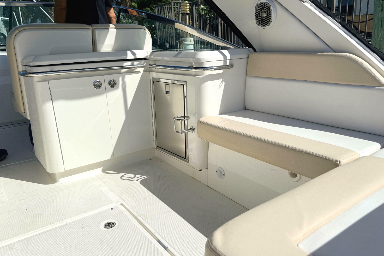 2013 Sea Ray 370 Venture