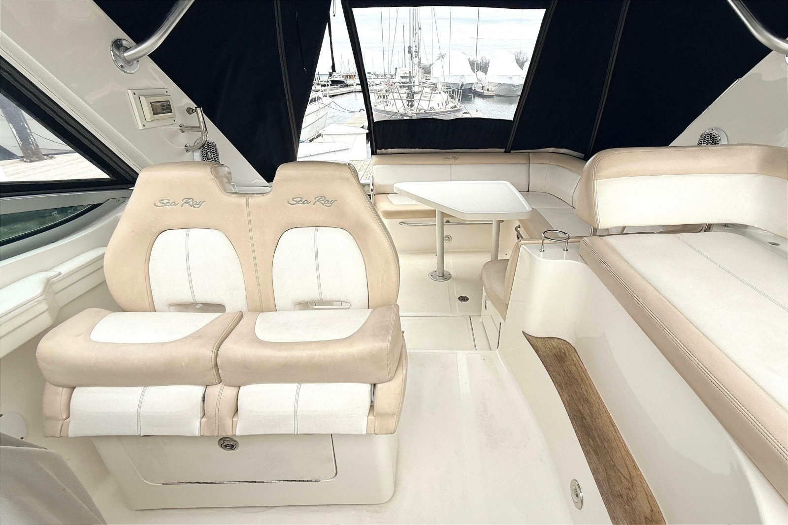 2013 Sea Ray Sundancer 350