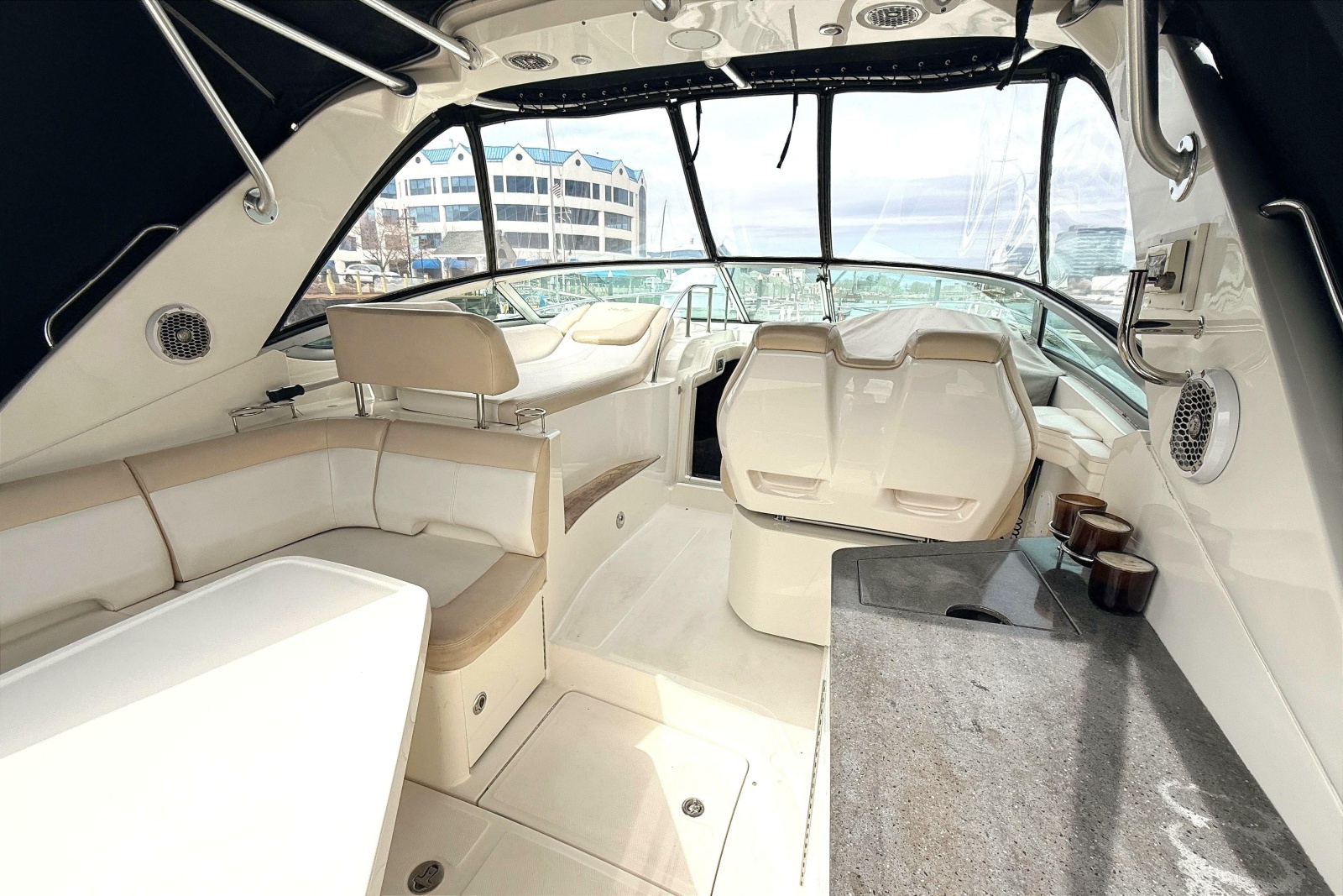 2013 Sea Ray Sundancer 350