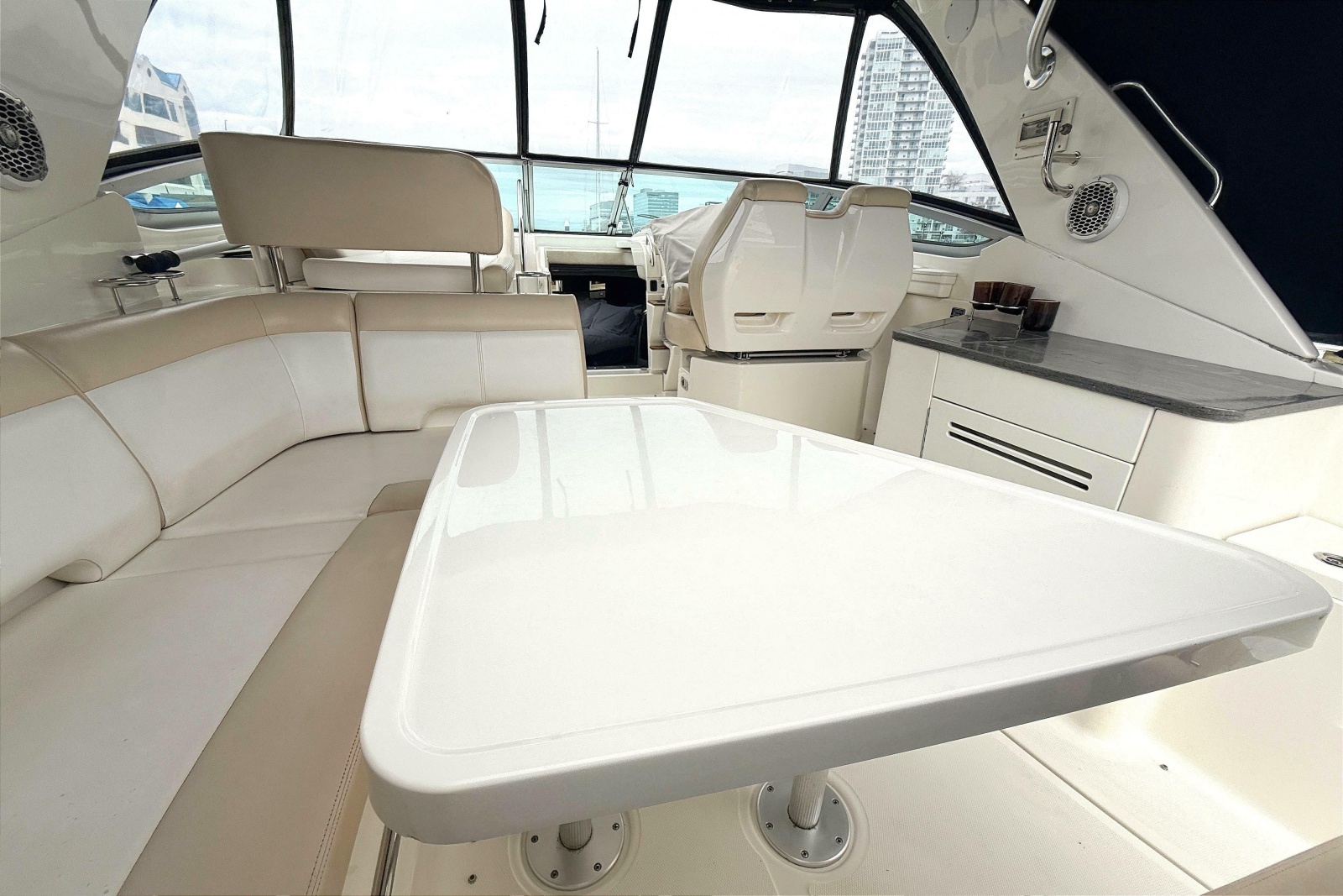 2013 Sea Ray Sundancer 350
