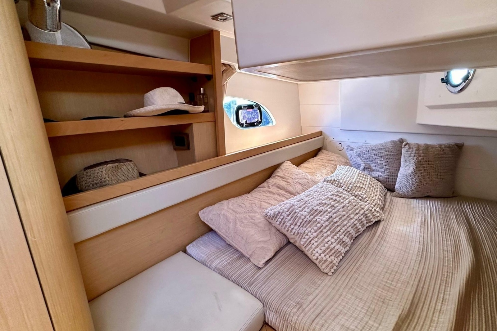 2012 Beneteau Gran Turismo 34