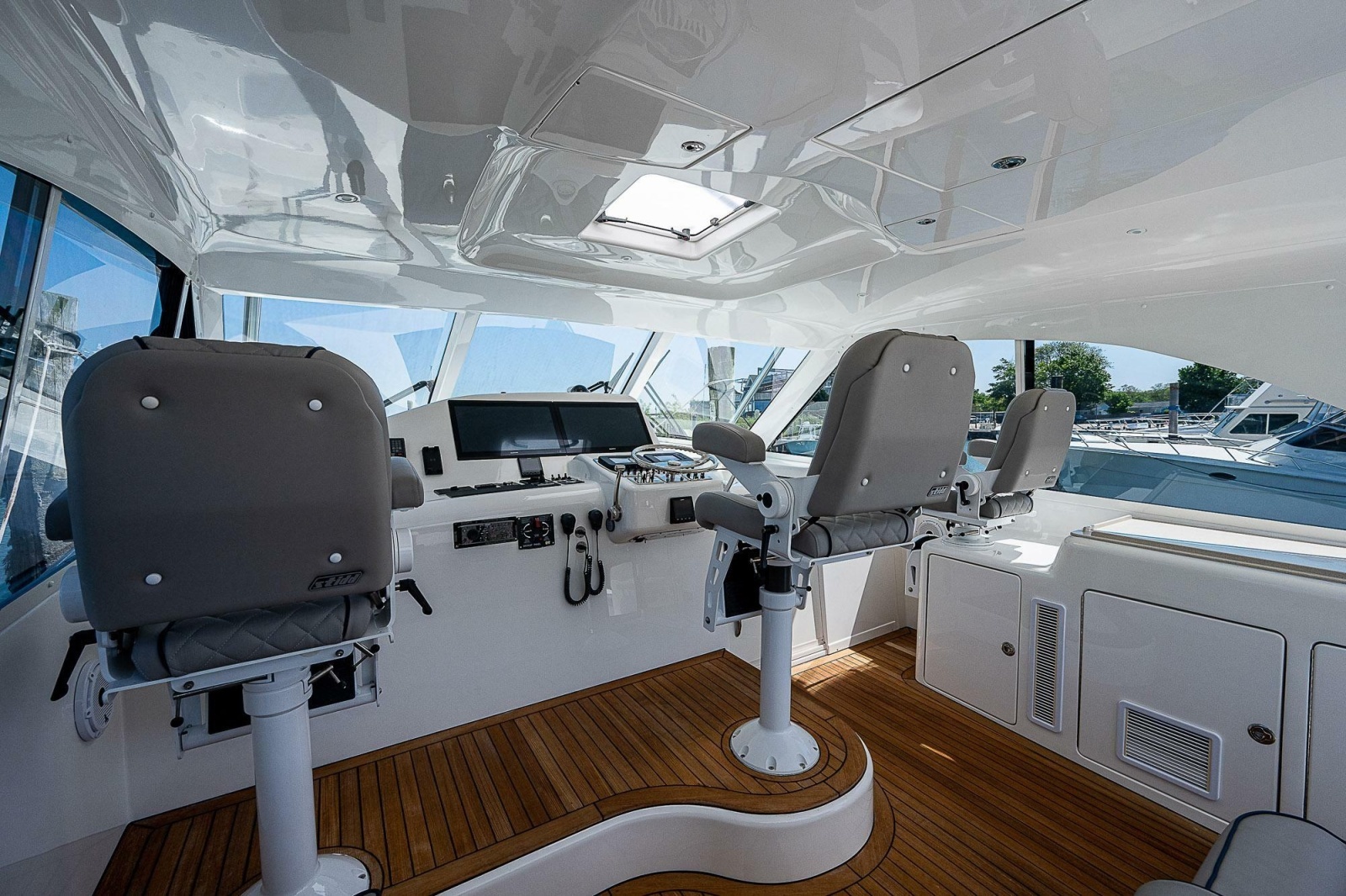 2012 Cabo 44 Hardtop Express