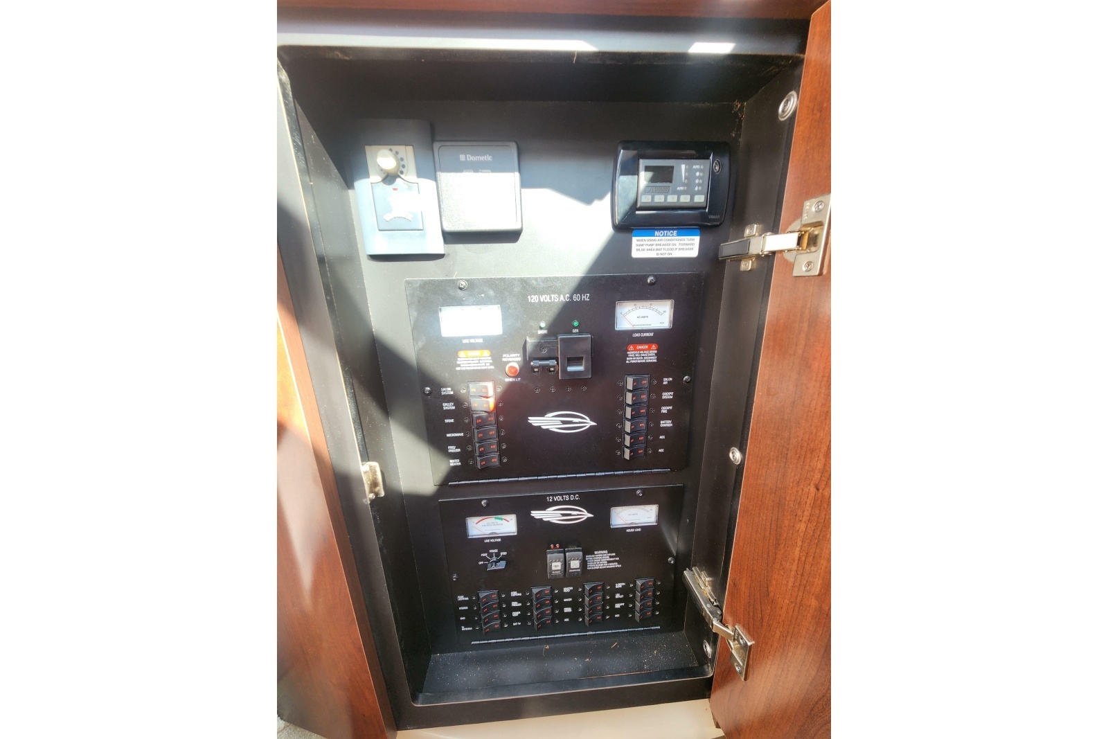 2012 Chaparral 310 Signature