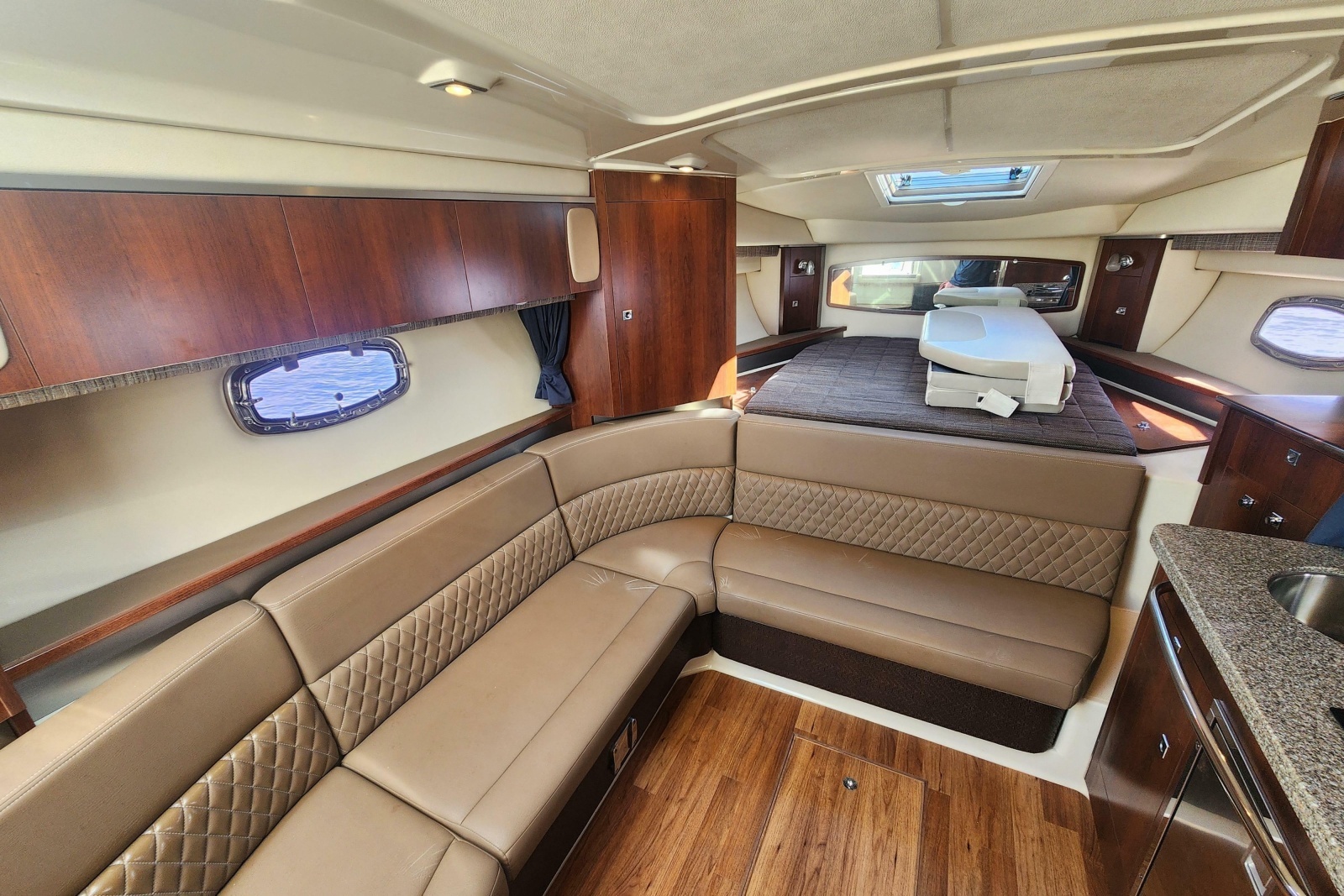 2012 Chaparral 310 Signature